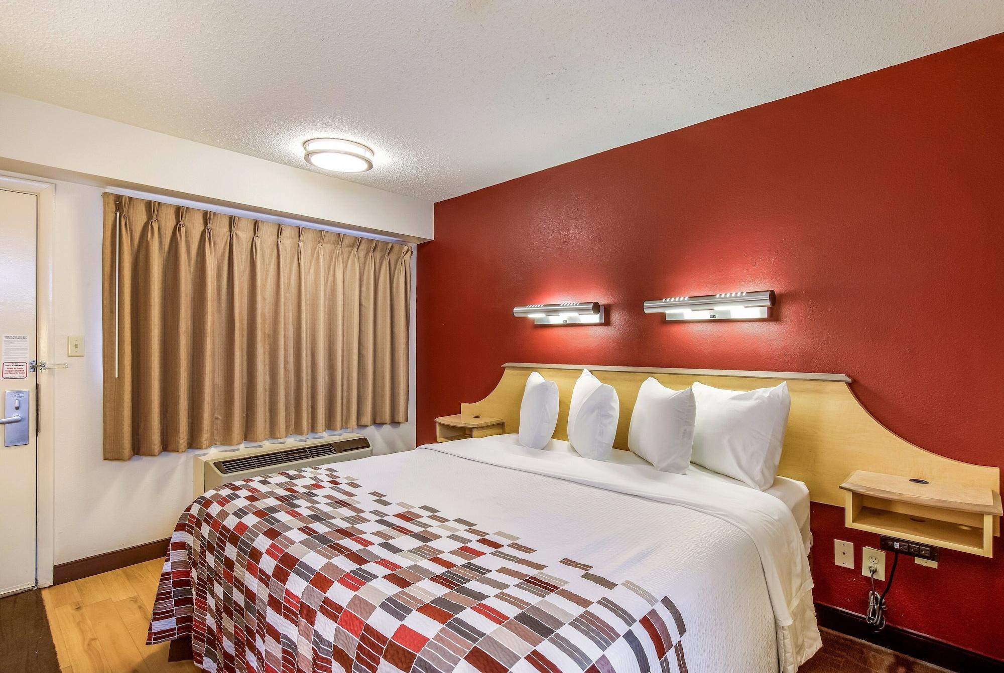 Red Roof Inn Detroit - Plymouth/Canton Eksteriør billede