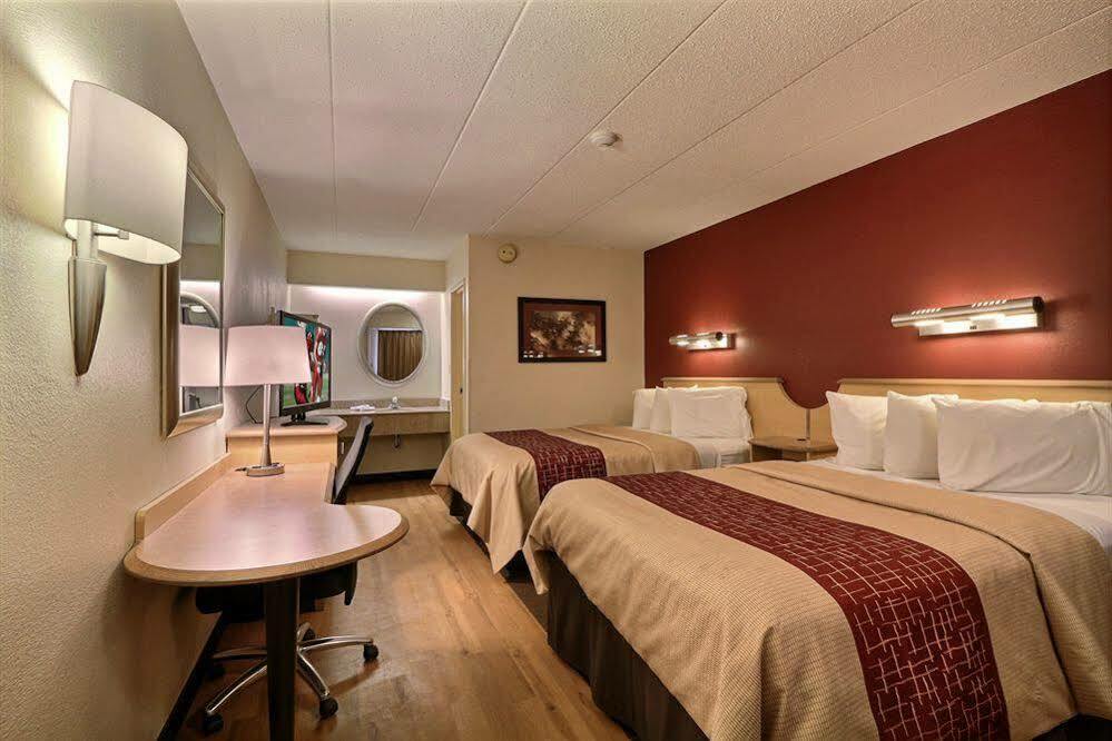 Red Roof Inn Detroit - Plymouth/Canton Eksteriør billede